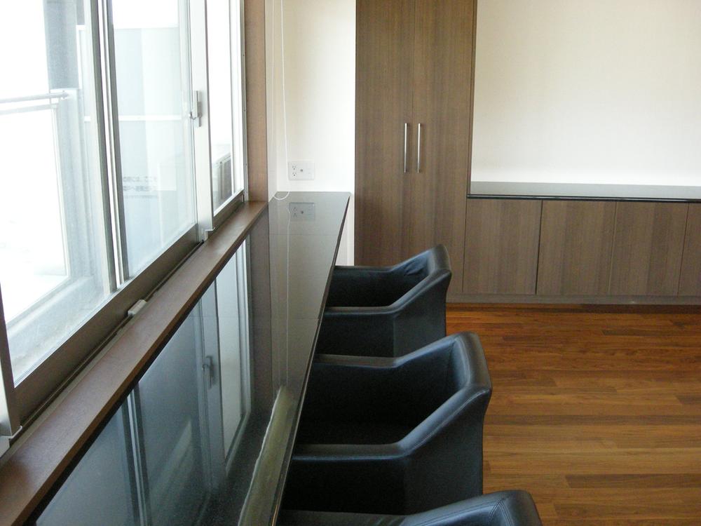 Other common areas. Common areas: the 30th floor Sky Lounge