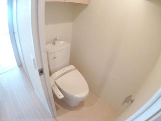 Toilet. But is a different room, Please refer to.