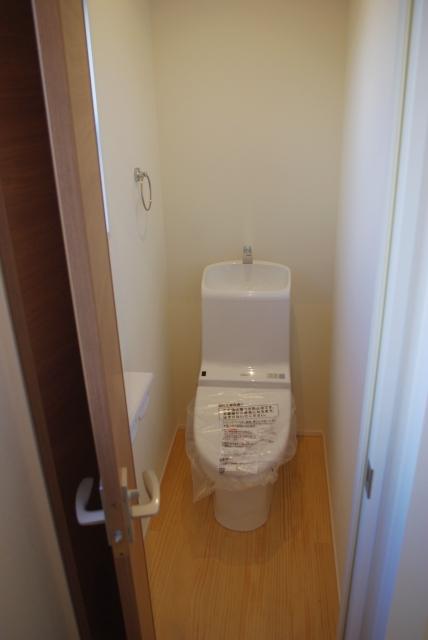 Toilet. Second floor