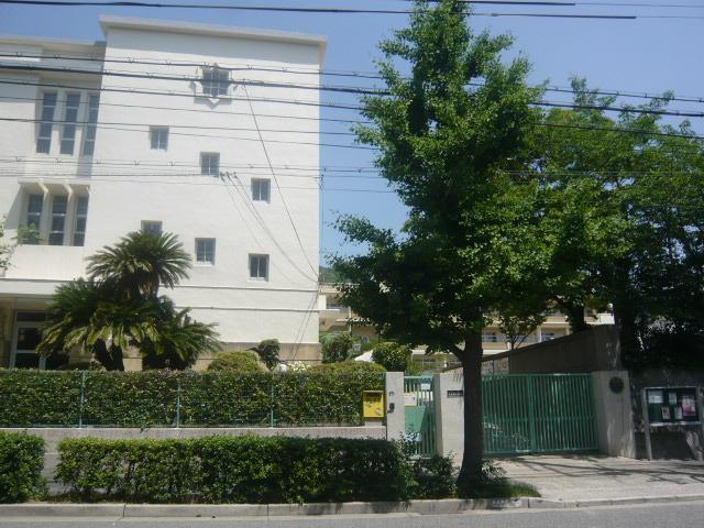 Primary school. Kasugano to elementary school 360m