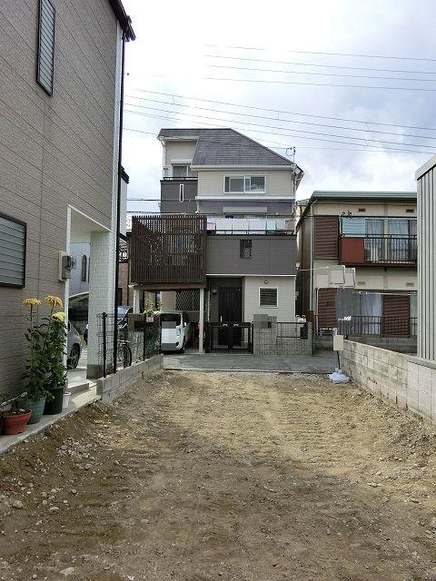 Local appearance photo. Local (11 May 2013) Shooting