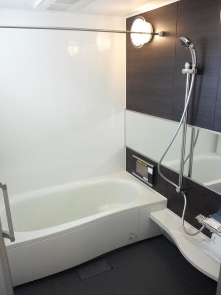 Bathroom. Happy bathroom TV! 