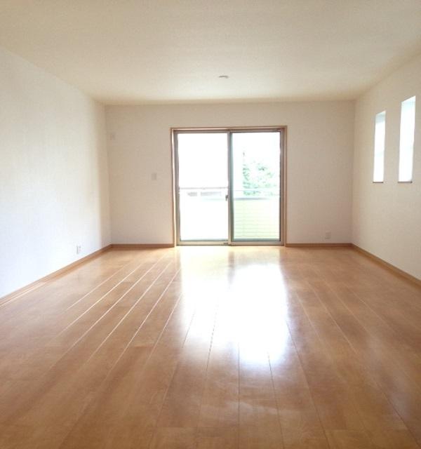 Living. It is living with floor heating