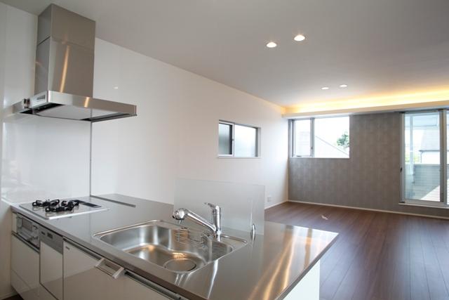 Same specifications photo (kitchen). Construction cases kitchen photo Stainless steel is a hairline top board specification