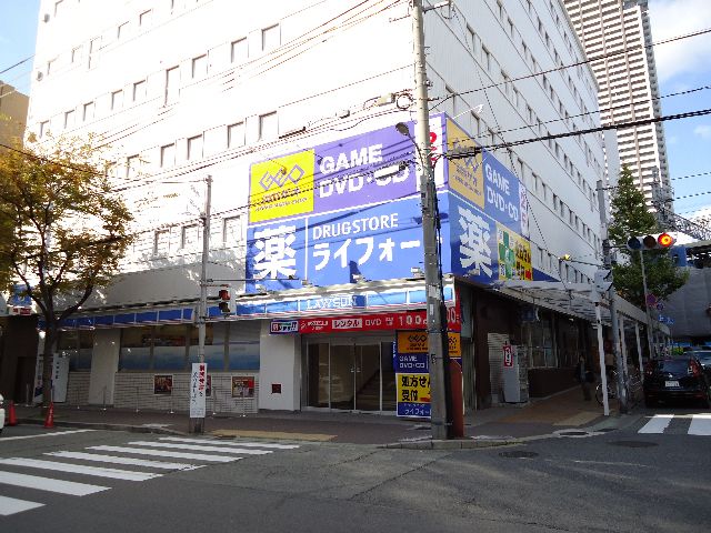 Rental video. GEO Hanshin Mikage shop 769m up (video rental)