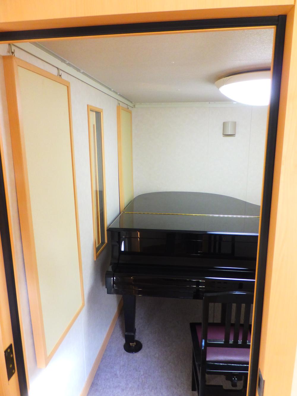 Non-living room