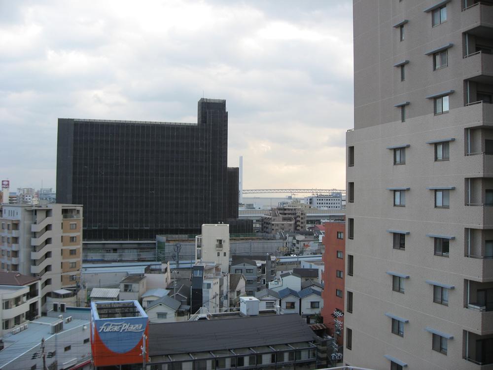 View photos from the dwelling unit. View from the site (December 2013) Shooting