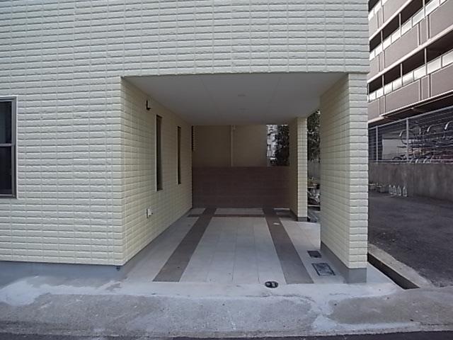 Local appearance photo. Garage