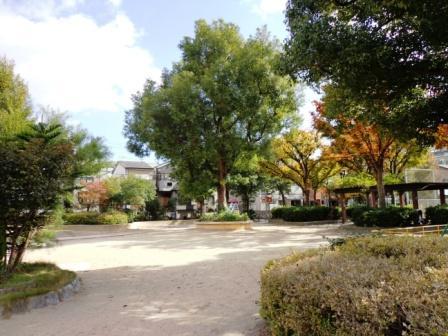 park. 120m to Sakae park