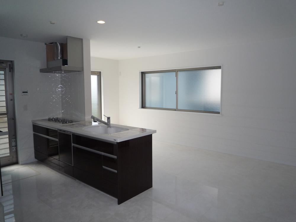 Living. LDK18 Pledge