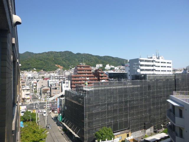 View photos from the dwelling unit.  ■ View photos (north)