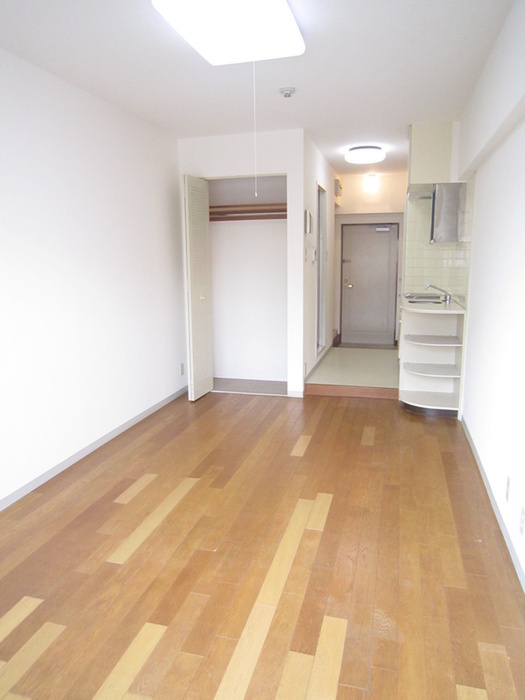 Living and room