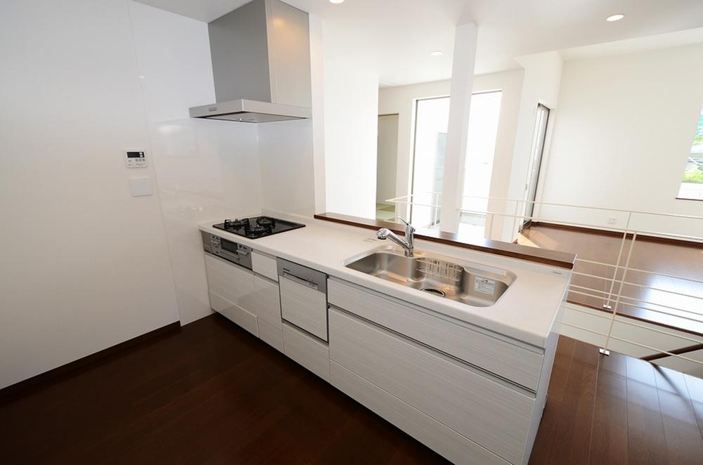 Kitchen. Indoor (September 2013) Shooting