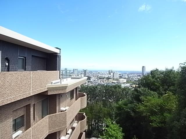 View photos from the dwelling unit