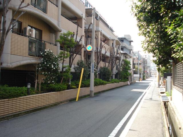 Local appearance photo