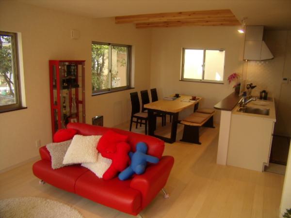 Same specifications photos (living)