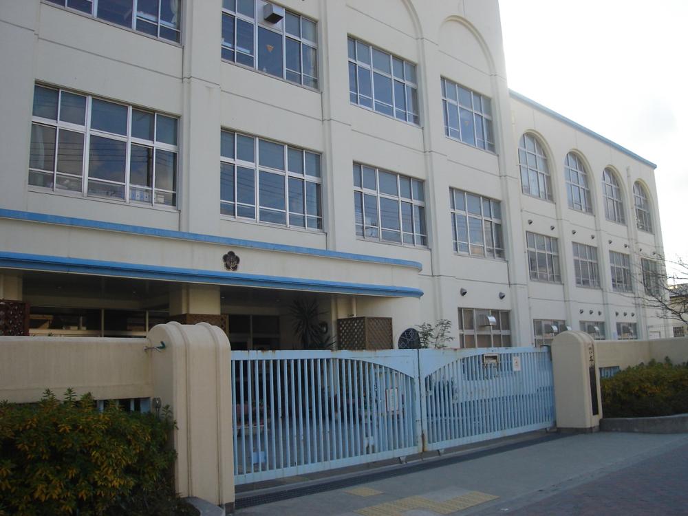 Primary school. 366m to Kobe Municipal Motoyama second elementary school (elementary school)