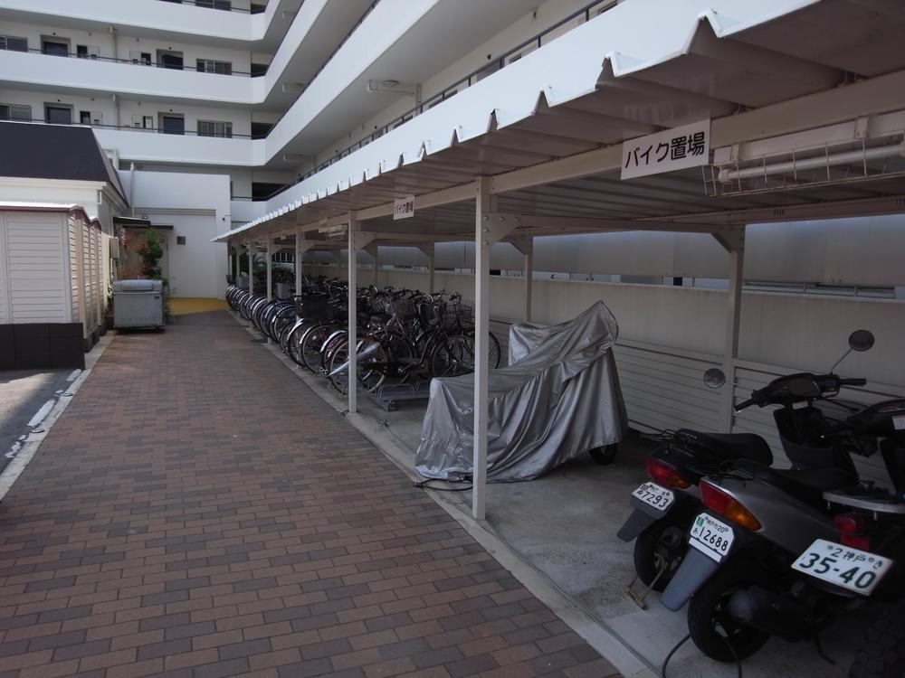 Other common areas. Common area parking lot, Motorcycle Parking