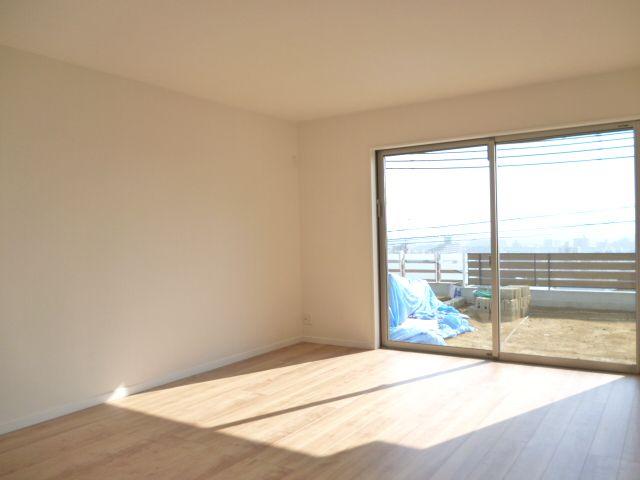 Living. It is very bright living room facing south. 