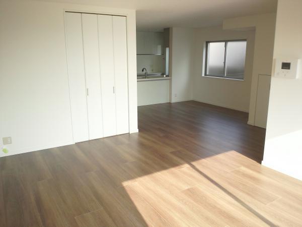 Living. living, Dining of separate type living is spacious 23 Pledge! 