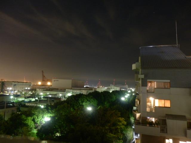 View photos from the dwelling unit. View from the site (July 2013) Shooting