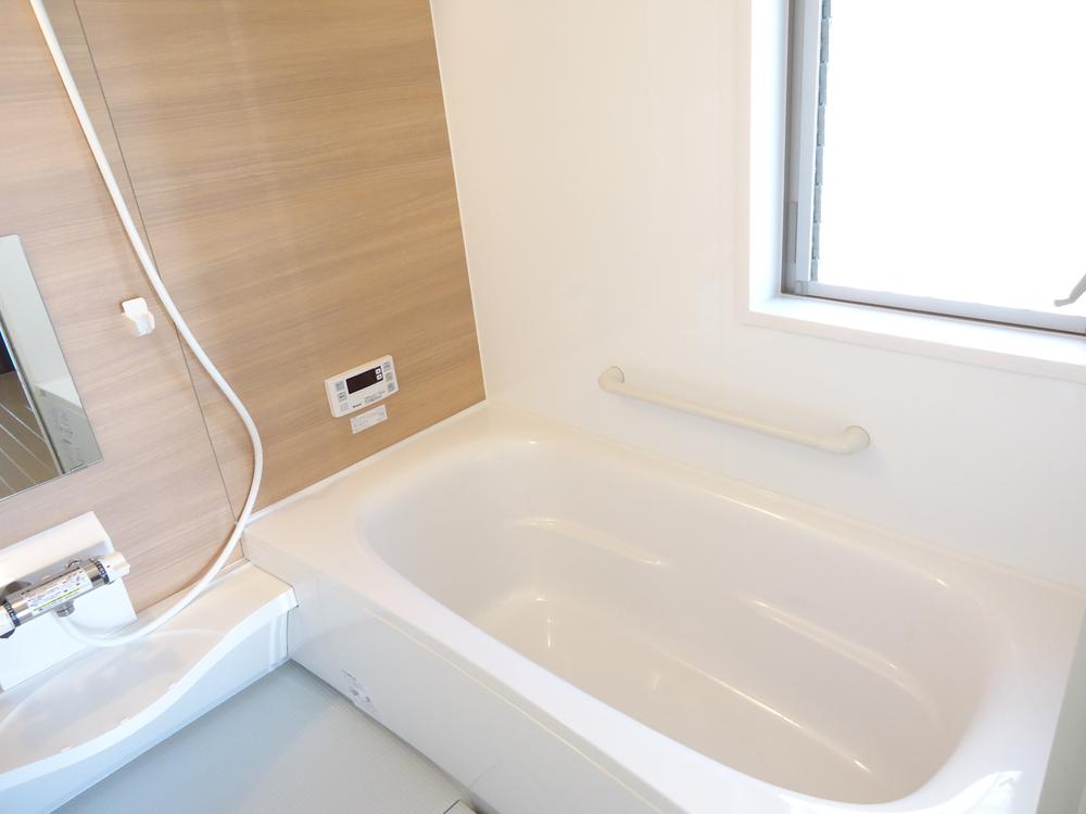 Bathroom.  [Local sales representative company T ・ M planning 06-6627-7007] Sumiyoshiminami cho 2 4LDK3 storey parking two 3380 ・ 35,800,000 yen 3 compartment limited LDK19.5 Pledge, Parking two Allowed, 