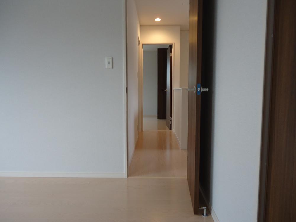 Other introspection. Second floor Western style room 8 pledge