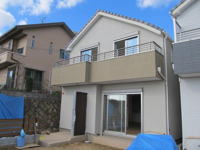 Local appearance photo. (December 2013) Shooting