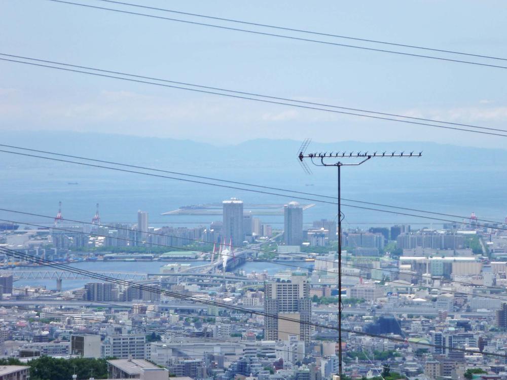 View photos from the dwelling unit. View from the site (July 2013) shooting Rokko Island district