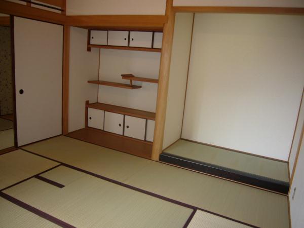 Non-living room. Japanese-style room Photo 2