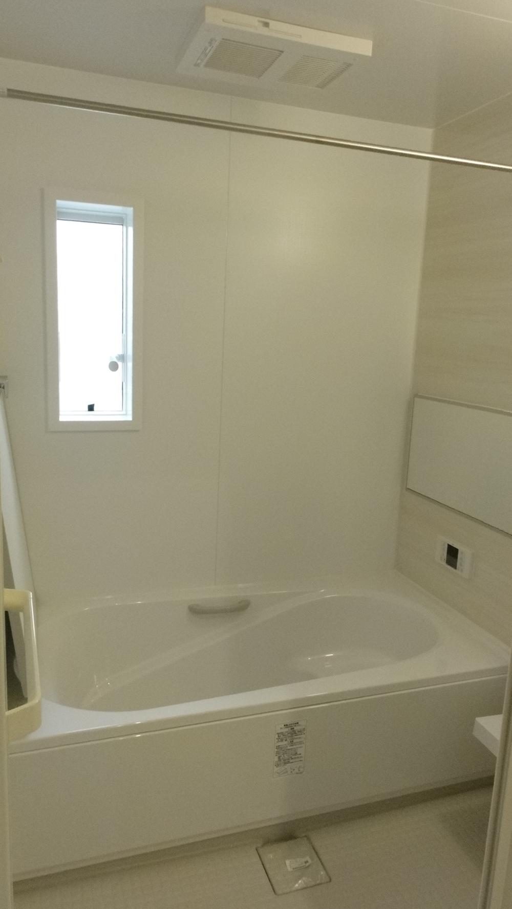 Other Equipment. This photo, It is a photograph that the company was constructed in the past. 