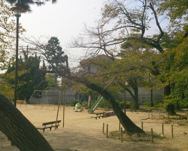 park. 130m until Tenjinyama park