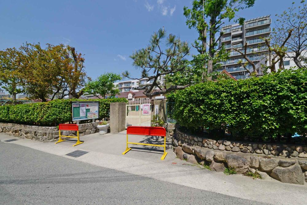 Hospital. Nozomi 1220m to kindergarten