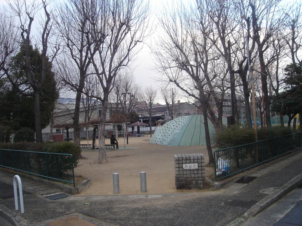 park. 173m to Seto Park (park)