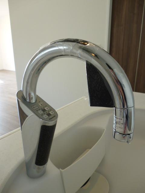 Kitchen. Kitchen Faucets