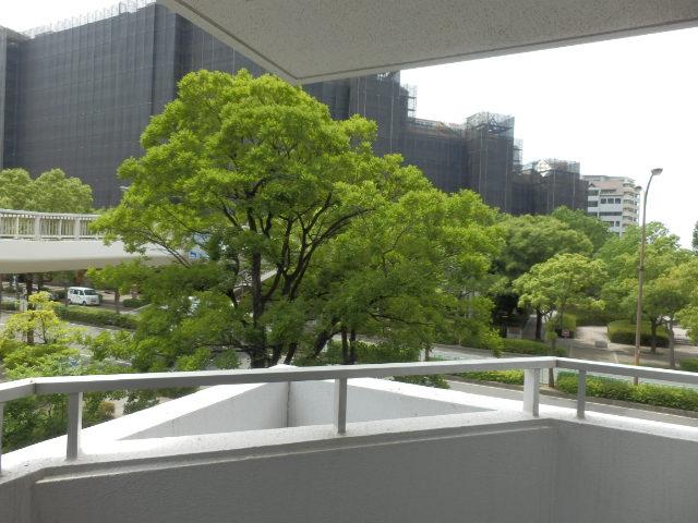 View photos from the dwelling unit. View from the site (June 2013) Shooting