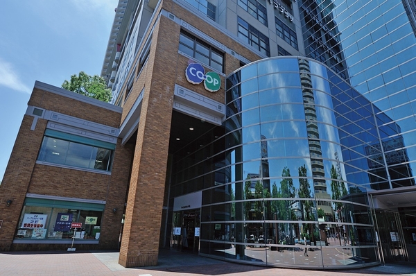 [Shopping facilities] For students who want to shop after work is, Super to be directly connected to the station ・ KOHYO Ya, Convenient use of the Canal Town entering the Hyogo Co-op (photo). KOHYO 7 pm ~ Until 23 serves