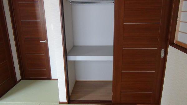 Receipt. Modern Japanese-style of closet