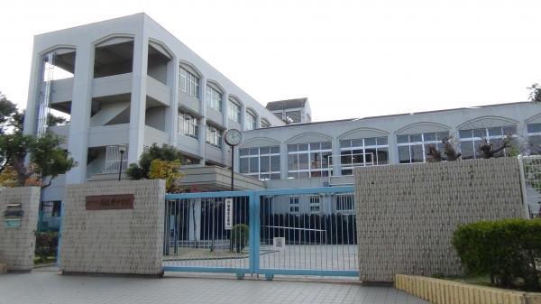 Junior high school. Susa 120m to Nonaka school