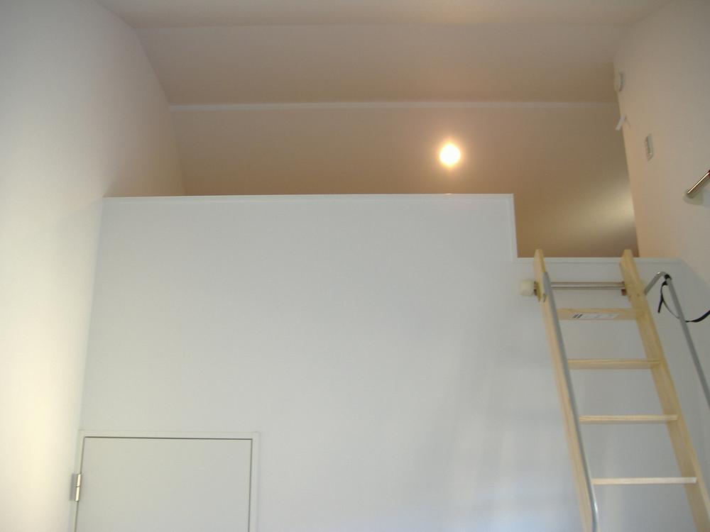 Non-living room. Western-style 6 Pledge with loft