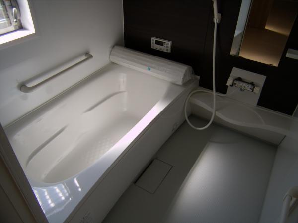 Same specifications photo (bathroom)