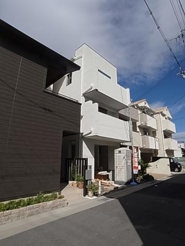 Local photos, including front road