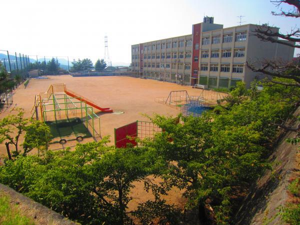 Primary school. 290m Kobe Municipal Koryo elementary school to Kobe Koryo Elementary School