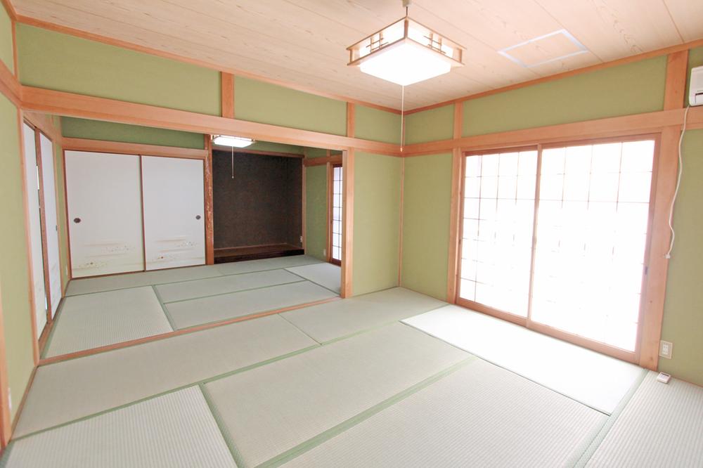 Other introspection. Indoor (12 May 2013) Shooting First floor Japanese-style room is a large space of even 14 quires and Akehanatsu.