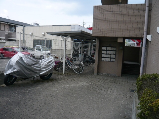 Other common areas. Bicycle-parking space