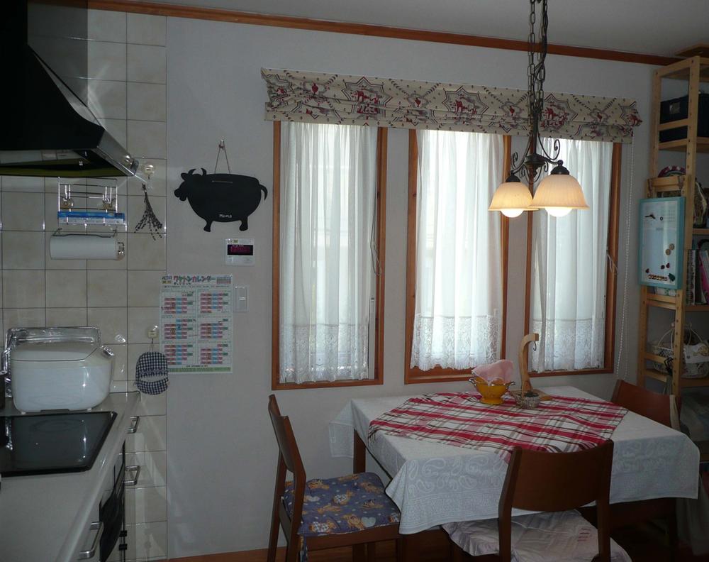 Kitchen. Indoor (June 2011) shooting