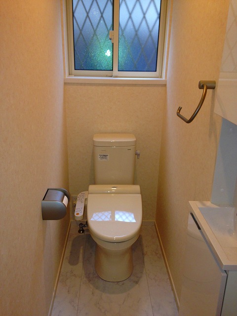 Toilet