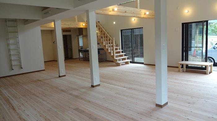 Living. Our construction cases