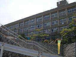 Junior high school. 1083m to Kobe City Arima Junior High School