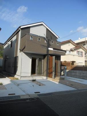 Local appearance photo. The building exterior is a picture. 